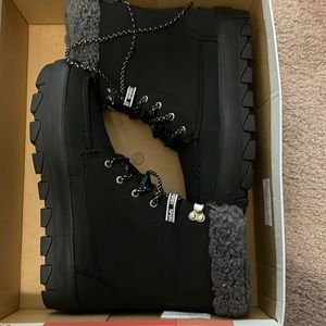 ❄️  WINTER BOOTS